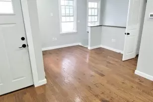 32-29 44th St, Astoria, NY 11103 - Photo 16