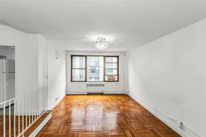 98-50 63rd Drive #5F, Rego Park, NY 11374 - Photo 4