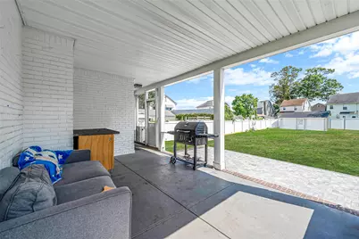 16 Felton Avenue, Valley Stream, NY 11580 - Photo 22
