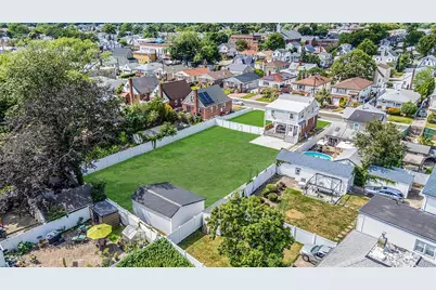 16 Felton Avenue, Valley Stream, NY 11580 - Photo 28