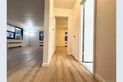 219-36 74 Avenue #323A1, Bayside, NY 11364 - Photo 8