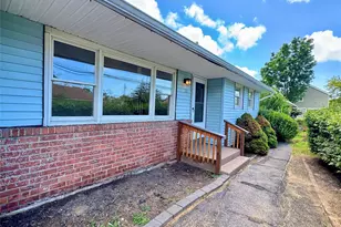 33 Princeton St, Bay Shore, NY 11706 - Photo 34