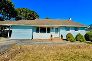 33 Princeton St, Bay Shore, NY 11706 - Photo 36