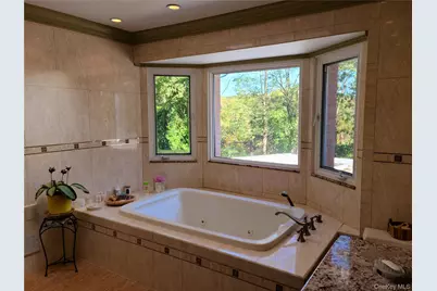 42A Kirkwood Drive, Glen Cove, NY 11542 - Photo 8