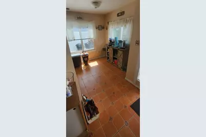 30 Chestnut Circle, New York, NY 10312 - Photo 4