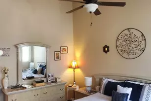 30 Chestnut Cir, New York, NY 10312 - Photo 14