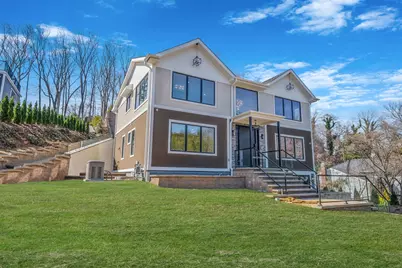 150 Sugar Toms Lane, East Norwich, NY 11732 - Photo 2