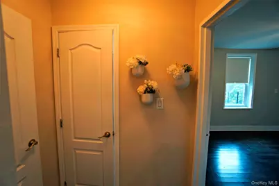 7281 113th Street #5F, Forest Hills, NY 11375 - Photo 8