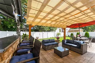 7 Mayfair Rd, Baldwin, NY 11510 - Photo 24