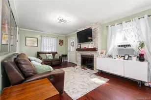 7 Mayfair Rd, Baldwin, NY 11510 - Photo 4