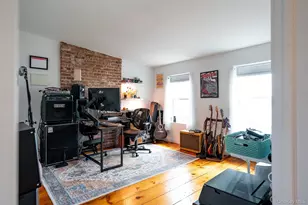 121 Montgomery St, Newburgh, NY 12550 - Photo 30