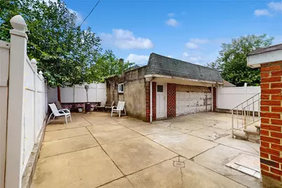 987 E 42nd Street, Brooklyn, NY 11210 - Photo 44