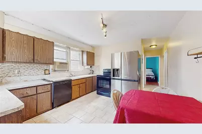 987 E 42nd Street, Brooklyn, NY 11210 - Photo 12