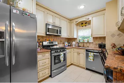 30-27 Murray Lane, Flushing, NY 11354 - Photo 8