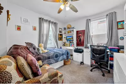 30-27 Murray Lane, Flushing, NY 11354 - Photo 12