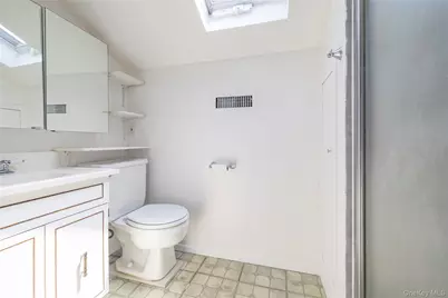 163 Mott Street, Oceanside, NY 11572 - Photo 26