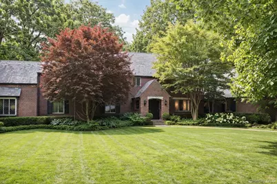 118 Highland Road, Glen Cove, NY 11542 - Photo 1