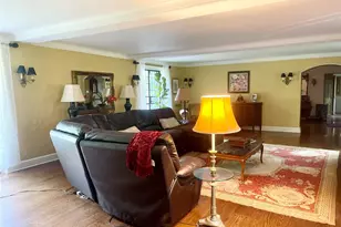 118 Highland Rd, Glen Cove, NY 11542 - Photo 6