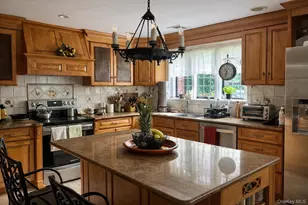 118 Highland Rd, Glen Cove, NY 11542 - Photo 8