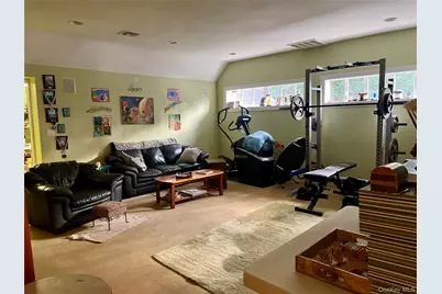 118 Highland Road, Glen Cove, NY 11542 - Photo 22