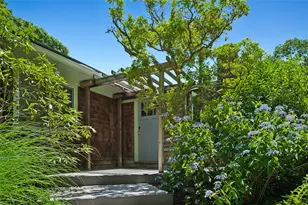 6 Randall Rd, Southampton, NY 11968 - Photo 2