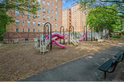 2 Louisiana Avenue #3C, Bronxville, NY 10708 - Photo 20