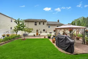 9 Waverly Pl, Valley Stream, NY 11580 - Photo 22