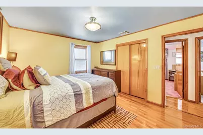 9 Waverly Place, Valley Stream, NY 11580 - Photo 16