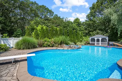 15 Victoria Court, Oakdale, NY 11769 - Photo 34