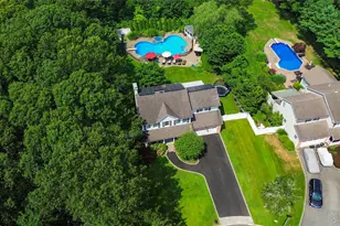 15 Victoria Ct, Oakdale, NY 11769 - Photo 42