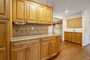 15 Victoria Ct, Oakdale, NY 11769 - Photo 20