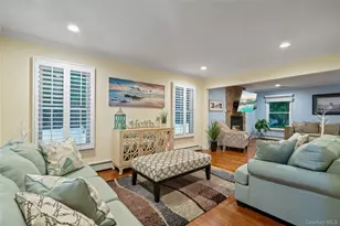 15 Victoria Ct, Oakdale, NY 11769 - Photo 6