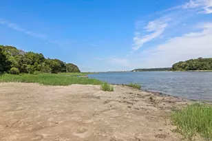 88 Dyke Rd, Setauket, NY 11733 - Photo 2