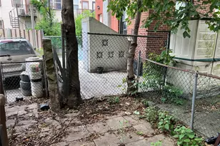 107-04 Guy R Brewer Blvd, Jamaica, NY 11433 - Photo 6