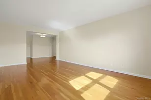 19 Old Mamaroneck Rd, White Plains, NY 10605 - Photo 8