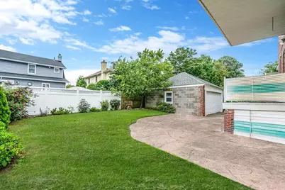 261 Beach 141st Street, Rockaway Park, NY 11694 - Photo 6