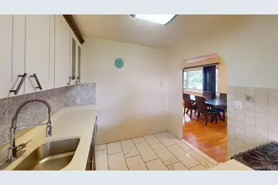 150-28 Jewel Avenue #1, Flushing, NY 11367 - Photo 14