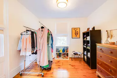 592 Landing Avenue, Smithtown, NY 11787 - Photo 32