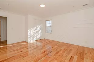 102 Cotton Ln, Levittown, NY 11756 - Photo 18