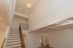 102 Cotton Ln, Levittown, NY 11756 - Photo 4