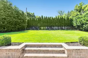 12 Overhill Ln, Roslyn, NY 11576 - Photo 46