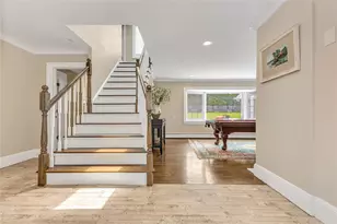 12 Overhill Ln, Roslyn, NY 11576 - Photo 10