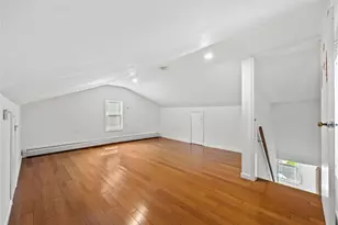 140-24 Quince Ave, Flushing, NY 11355 - Photo 14