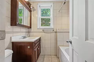 140-24 Quince Ave, Flushing, NY 11355 - Photo 8