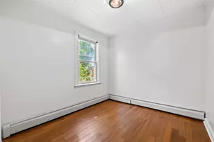 140-24 Quince Ave, Flushing, NY 11355 - Photo 18