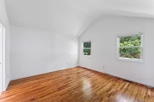 12 Hampton Bays Dr, Hampton Bays, NY 11946 - Photo 12