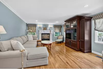 2 Gail Terrace, Glen Cove, NY 11542 - Photo 14