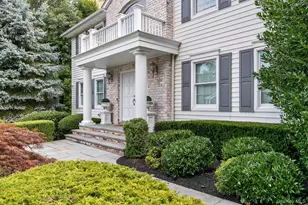 2 Gail Terrace, Glen Cove, NY 11542 - Photo 4