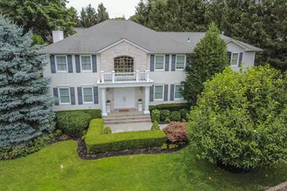 2 Gail Terrace, Glen Cove, NY 11542 - Photo 2