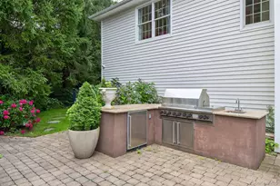 2 Gail Terrace, Glen Cove, NY 11542 - Photo 36